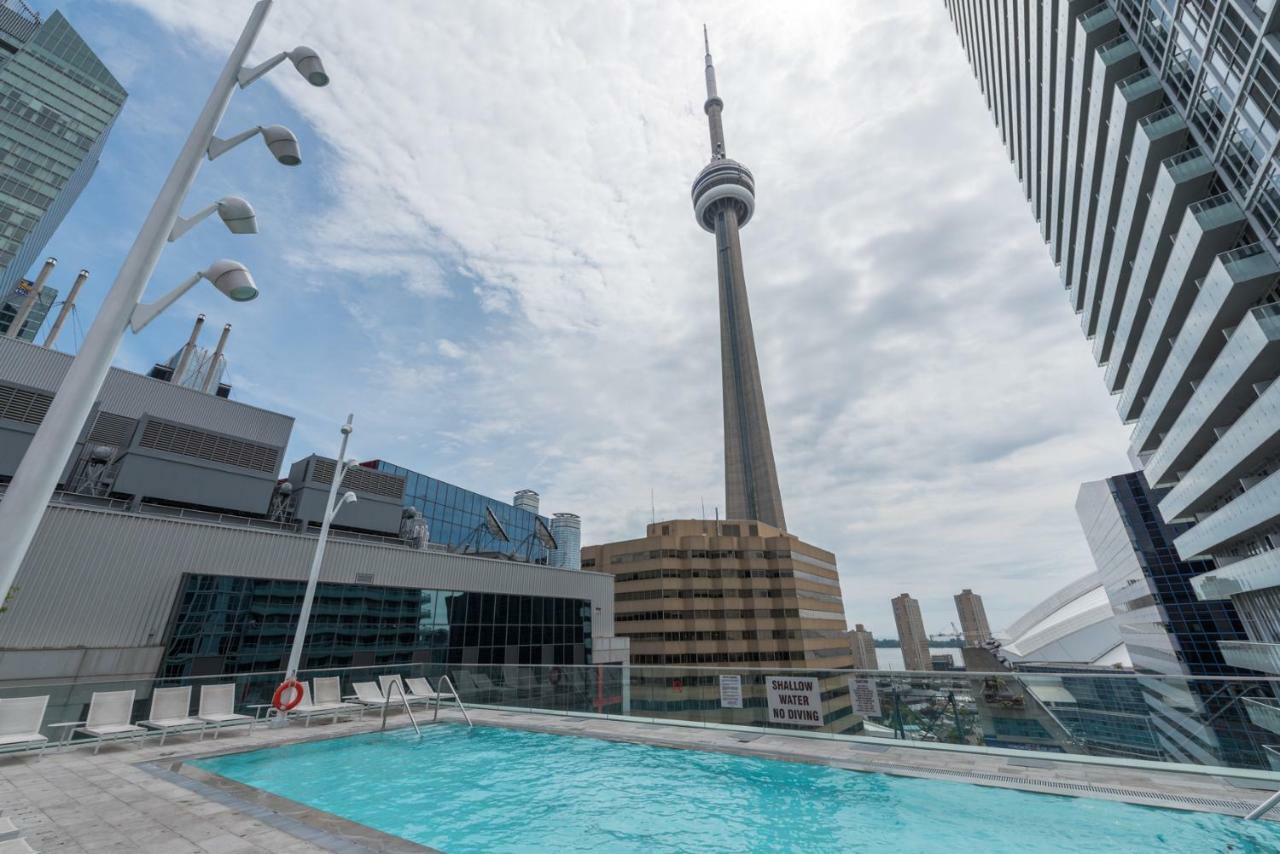 Luxury Condo On Cn Tower Toronto Exterior foto